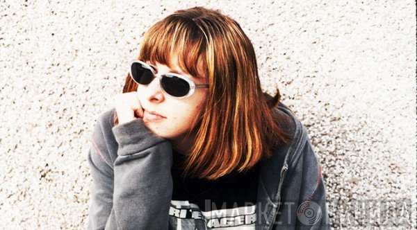 Helen Love 