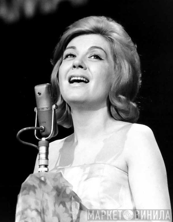 Helen Merrill