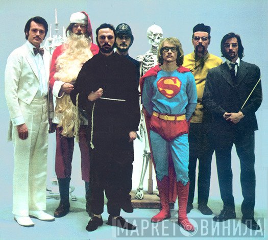 Hoola Bandoola Band