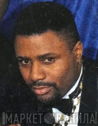 Howie Tee