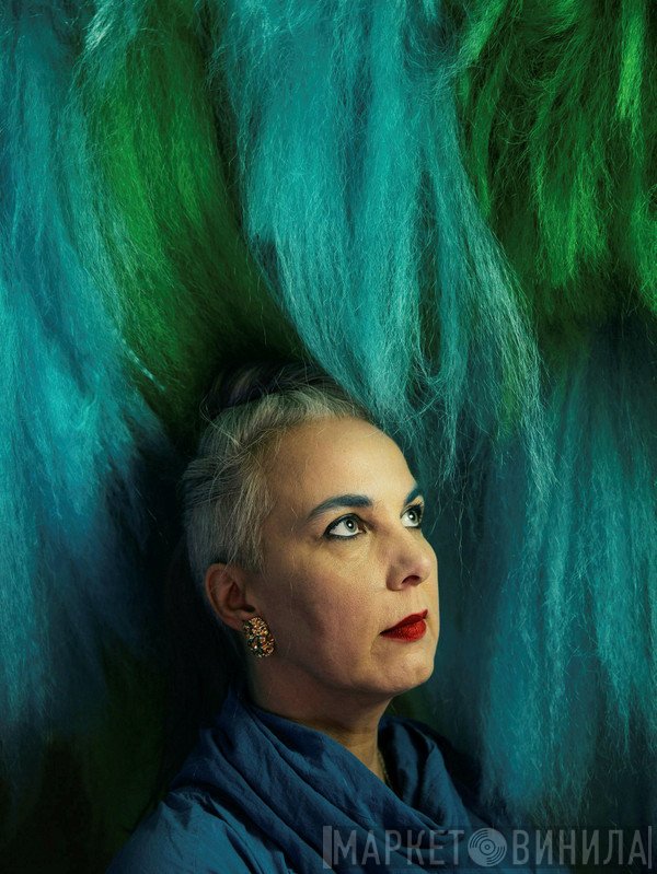 Hrafnhildur "Shoplifter" Arnardóttir