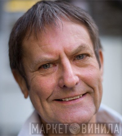 Ian Sales