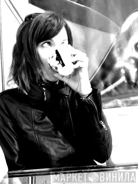 Jennifer Hutt