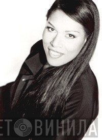 Jenny B.