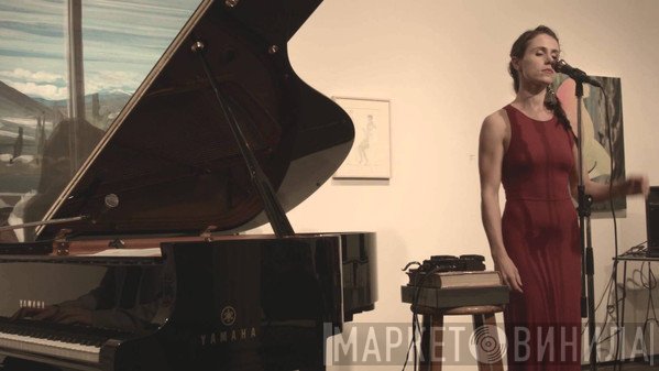 Joanna Wallfisch