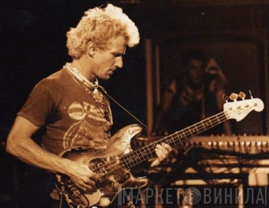 Joe Bass 