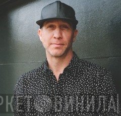 Jon Lee