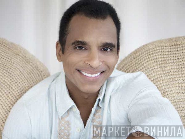 Jon Secada