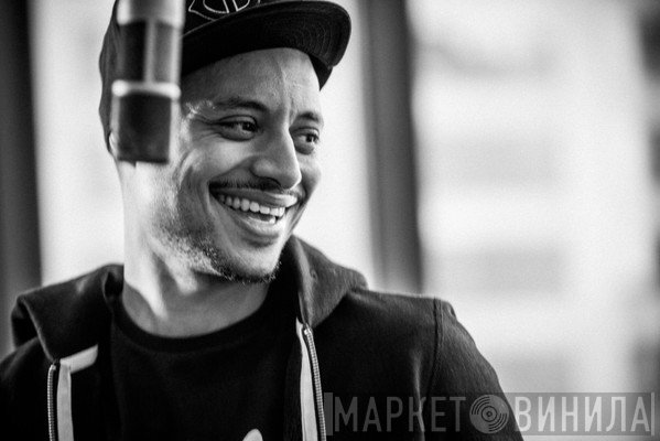 José James