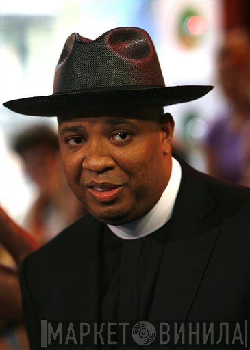 Joseph Simmons