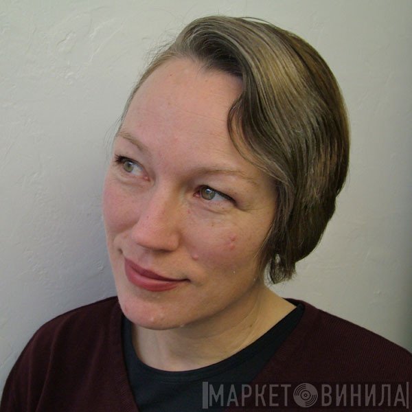 Julie Frith