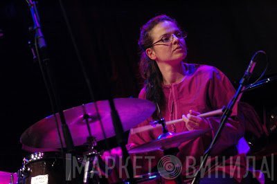 Julie Saury