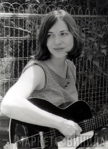 Karen Peris