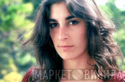 Karla Bonoff