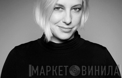 Katja Ruge