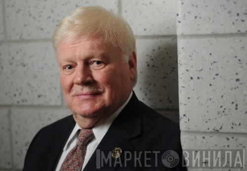 Kenneth Riegel