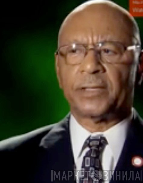 Larry Moore 