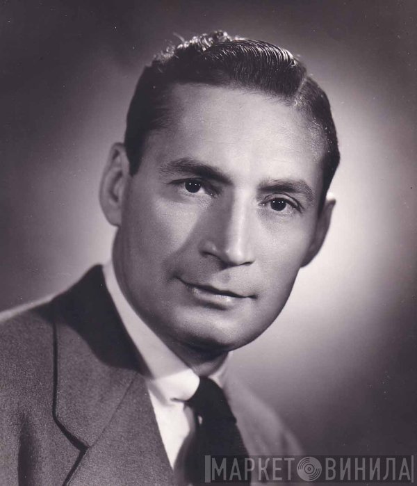 Leon Barzin