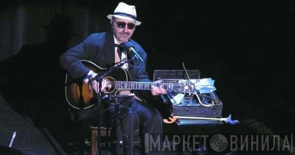 Leon Redbone