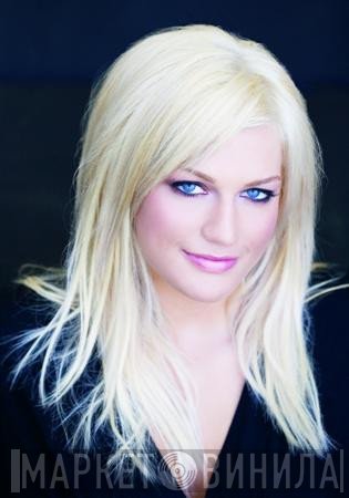 Leslie Carter 