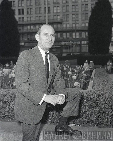 Lester Lanin