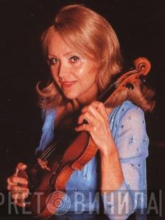 Lola Bobescu