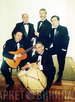 Los Cuatro Cuartos