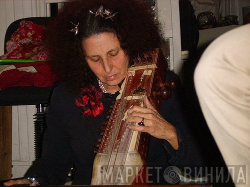Louise Landes Levi