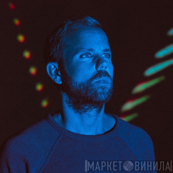 M83