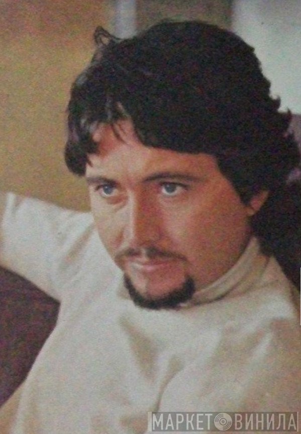 Manolo Diaz