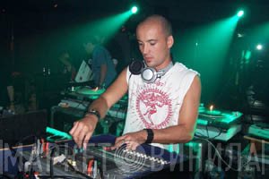 Manu Kenton