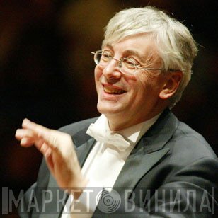 Mario Venzago