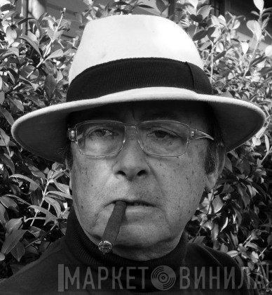 Mauro Macario