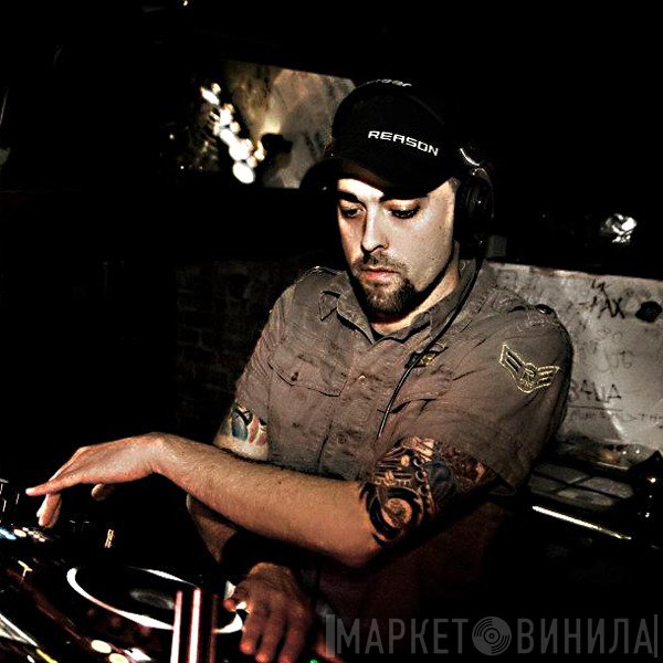 Max Hebert