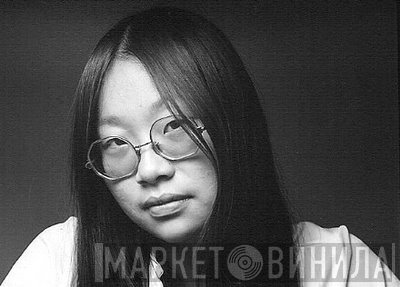 May Pang