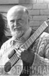 Michael Raven 