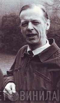 Michael Reynolds 