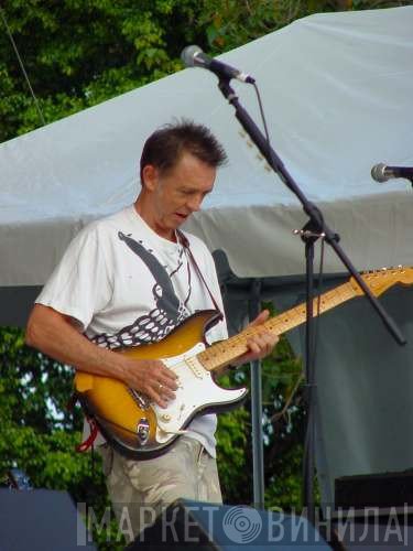 Michael Woods 