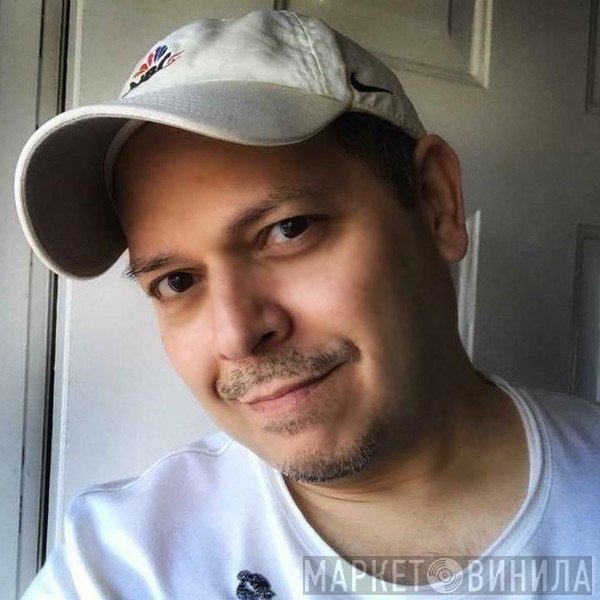 Mickey Garcia