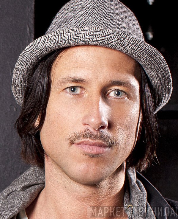 Miguel Migs