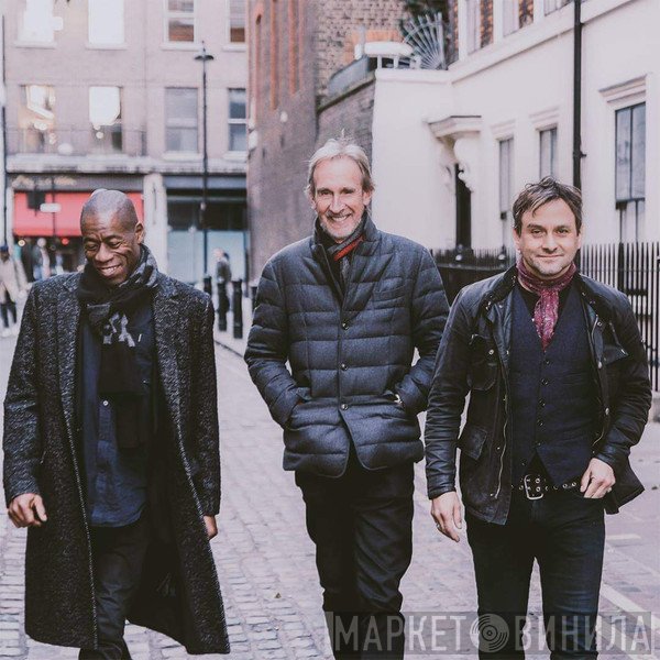 Mike & The Mechanics