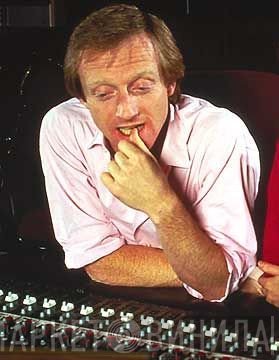 Mike Chapman