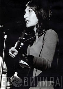 Mimi Farina