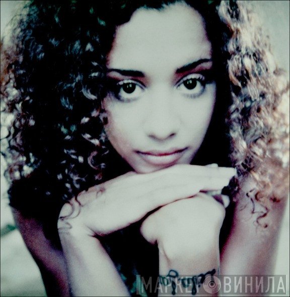 Nadja Benaissa