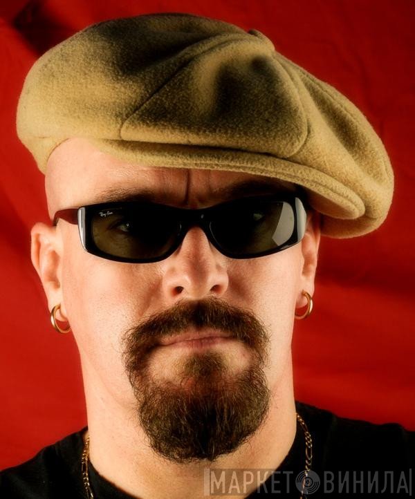 Neil Pyzer