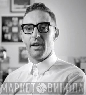 Nick Raphael 