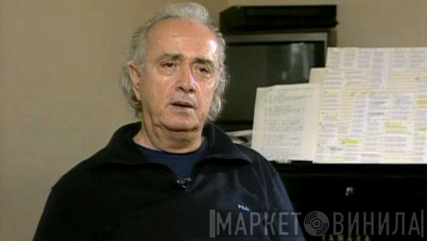 Nikos Mamangakis