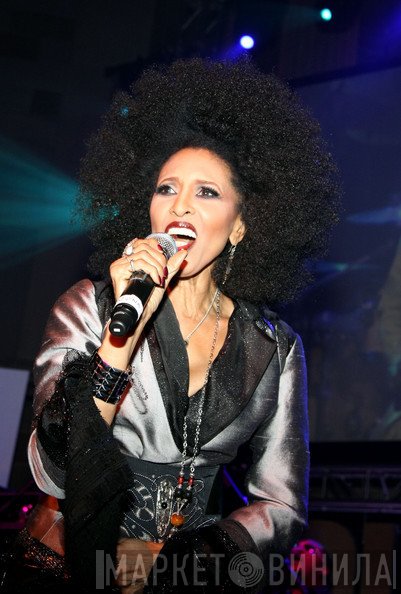 Nona Hendryx