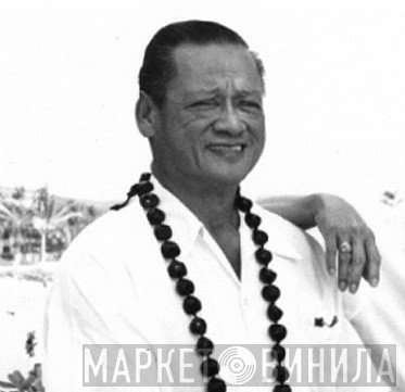 Norman Isaacs 