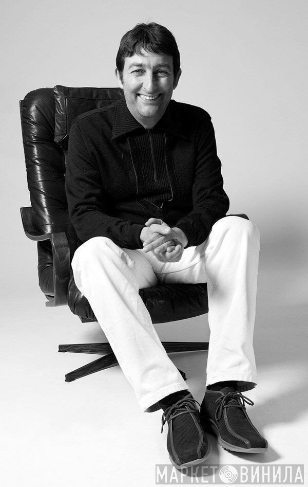 Paolo Hewitt